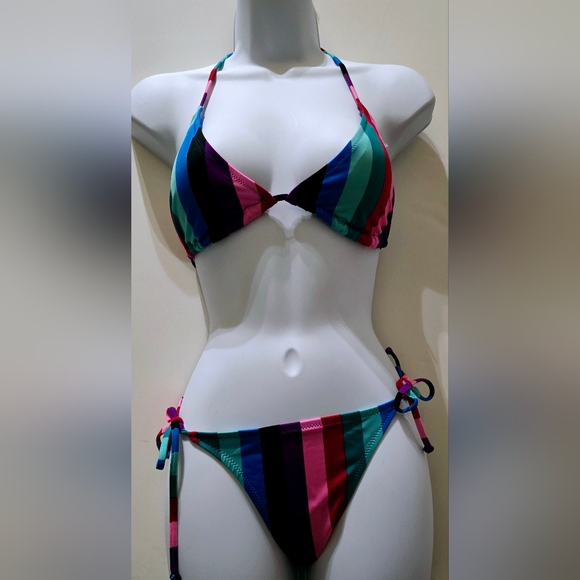 Colorful Striped String Bikini Top and Bottom Set. Multicolor. Adjustable Bikini - Picture 3 of 6